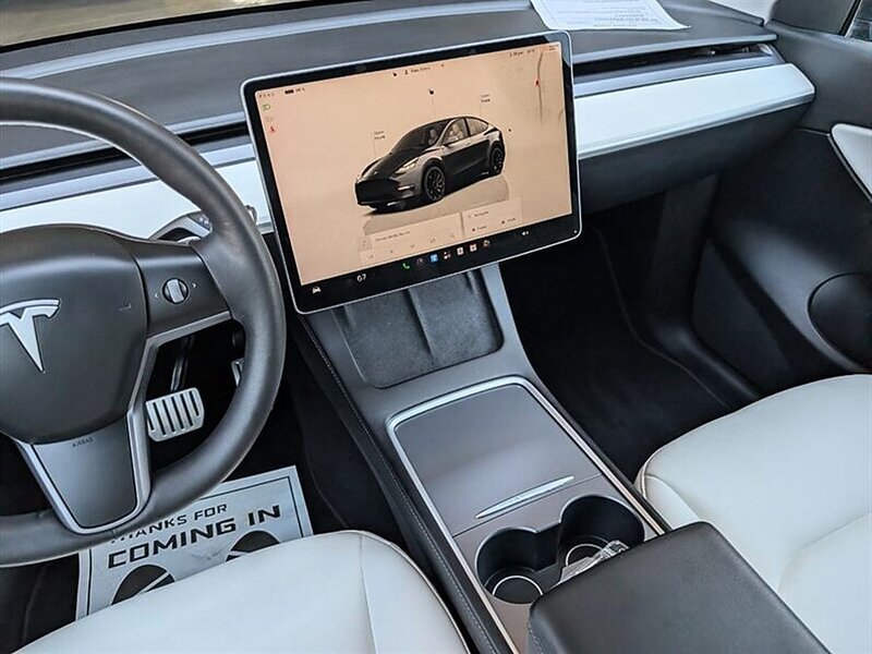Used 2022 Tesla Model Y Performance AWD/4WD image 20