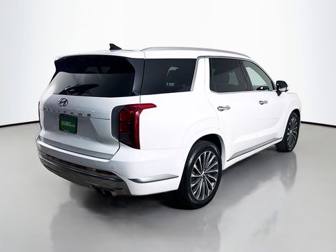 Used 2024 Hyundai Palisade Calligraphy image 10