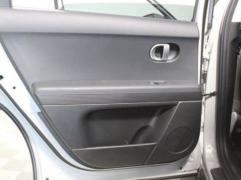 Used 2024 Hyundai Ioniq 5 SE RWD image 24