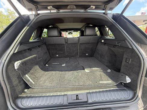 Used 2018 Land Rover Range Rover Sport HSE AWD/4WD image 24