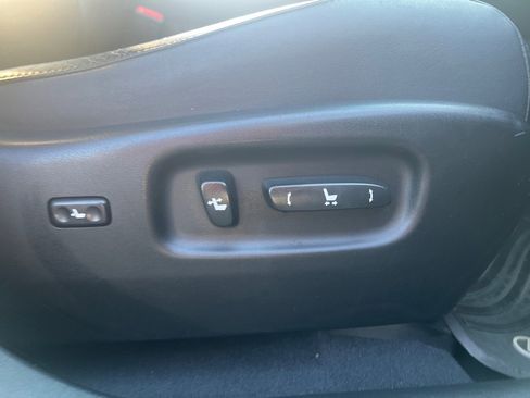 Used 2011 Lexus RX 350 AWD image 34