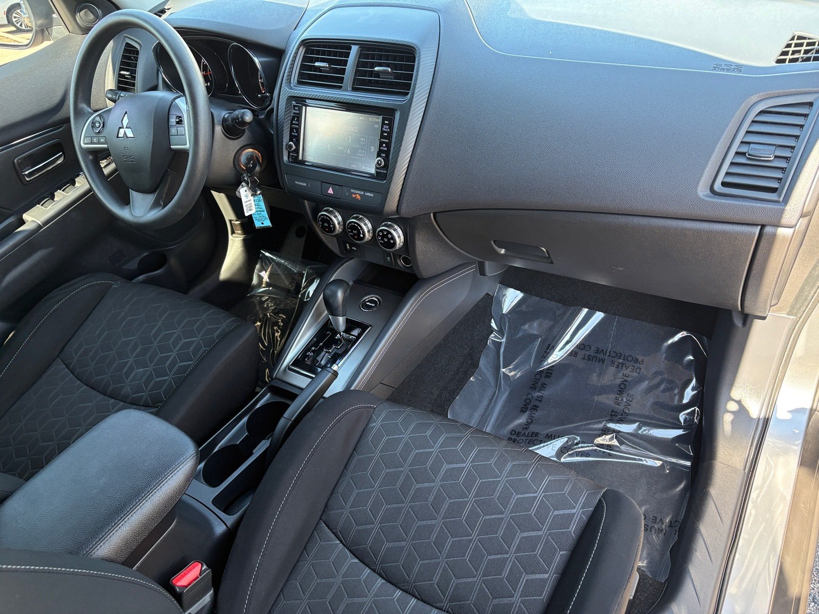 Used 2025 Mitsubishi Outlander Sport AWD image 10