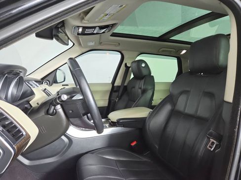 Used 2014 Land Rover Range Rover Sport HSE AWD/4WD image 18