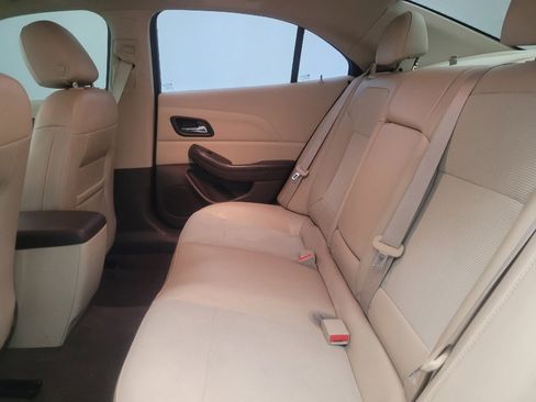 Used 2015 Chevrolet Malibu LT FWD image 18