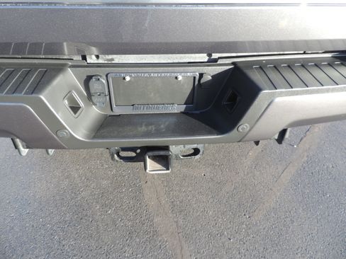 Used 2020 Ford F250 Platinum image 22