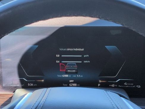 Used 2024 BMW X5 xDrive50e w/ Premium Package image 10