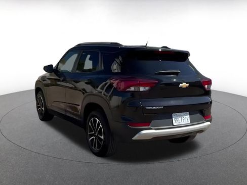 Used 2025 Chevrolet TrailBlazer LT image 15