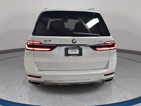 Used 2023 BMW X7 xDrive40i w/ Premium Package AWD/4WD image 6