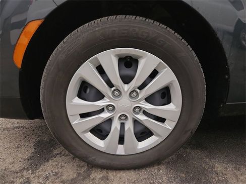 Used 2023 Kia Soul LX image 30