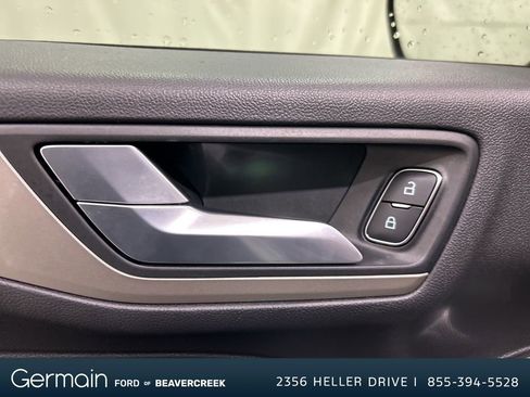 Used 2021 Ford Escape SE image 14