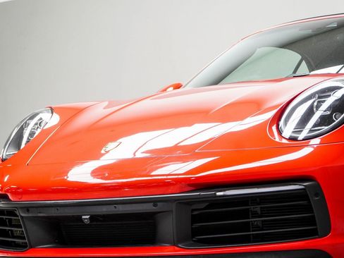 Used 2022 Porsche 911 Carrera w/ Premium Package image 10
