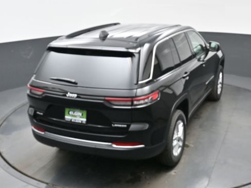 New 2026 Jeep Grand Cherokee Laredo AWD/4WD image 22