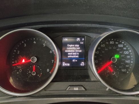 Used 2019 Volkswagen Tiguan SE w/ Panoramic Sunroof Package image 23