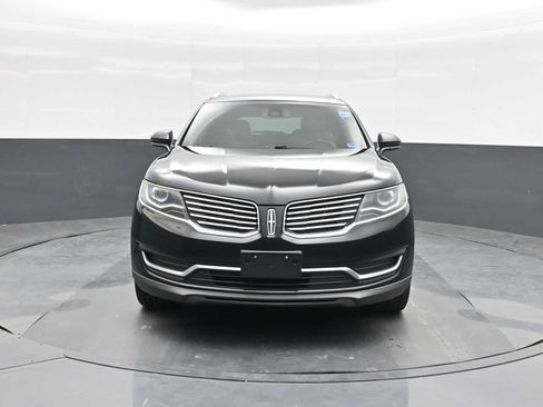 Used 2016 Lincoln MKX Reserve w/ Driver Assistance Package AWD/4WD image 3