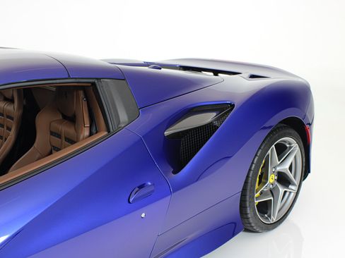Certified 2023 Ferrari F8 Tributo RWD image 58