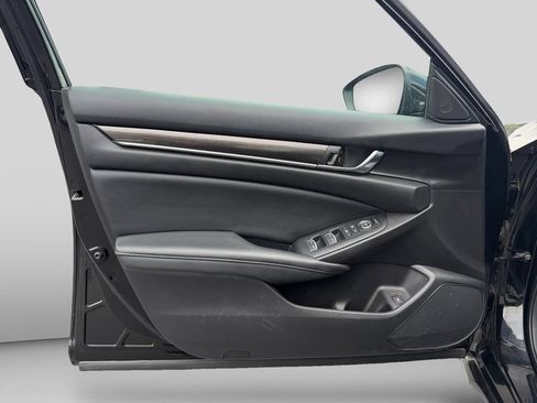 Used 2022 Honda Accord Sport image 16