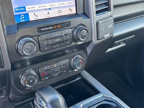 Used 2019 Ford F150 XLT w/ Equipment Group 302A Luxury image 21