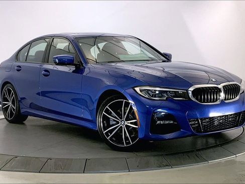 Used 2019 BMW 330i xDrive Sedan w/ M Sport Package AWD/4WD image 33