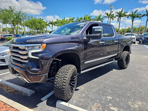 Used 2024 Chevrolet Silverado 1500 High Country w/ High Country Premium Package image 6