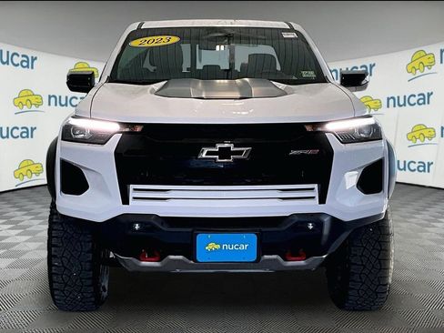 Used 2023 Chevrolet Colorado ZR2 w/ ZR2 Convenience Package III AWD/4WD image 2