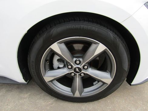 Used 2015 Ford Mustang Coupe w/ Equipment Group 051A RWD image 7