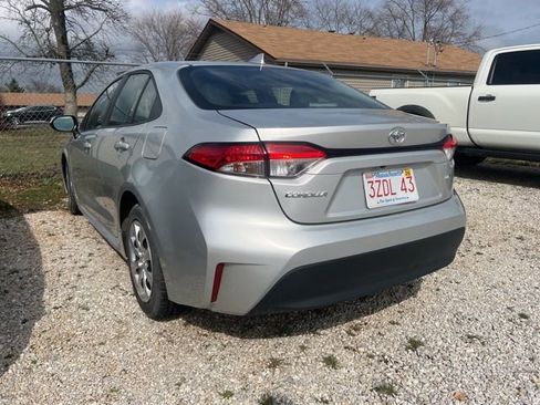Used 2024 Toyota Corolla LE image 7