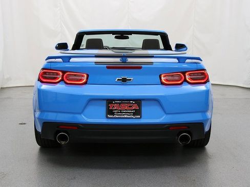 Used 2023 Chevrolet Camaro LT w/ Technology Package image 6