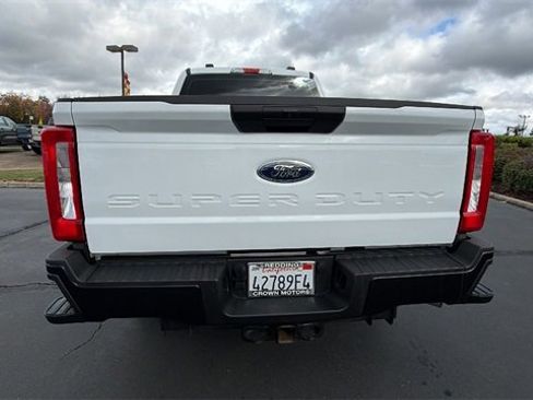 Used 2024 Ford F350 XL image 5