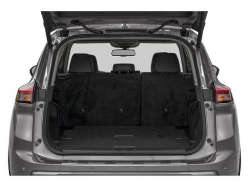 Used 2025 Nissan Rogue SL w/ Tech Package FWD image 14