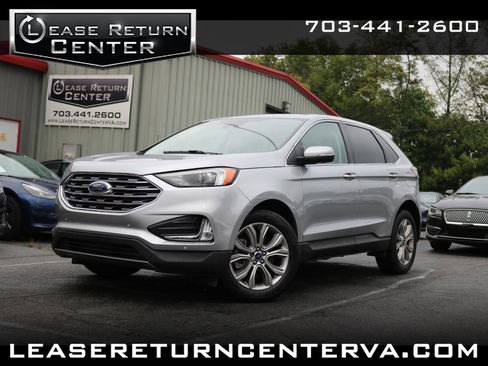 Used 2022 Ford Edge Titanium image 1