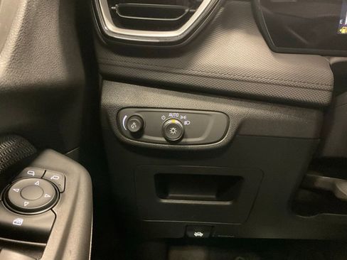 Used 2025 Chevrolet TrailBlazer LT image 14