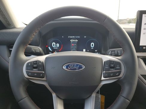 New 2025 Ford Explorer Active w/ Active Comfort Package image 21