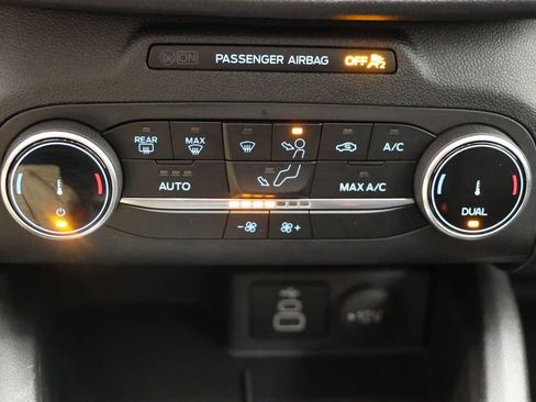 Used 2025 Ford Escape Active image 21