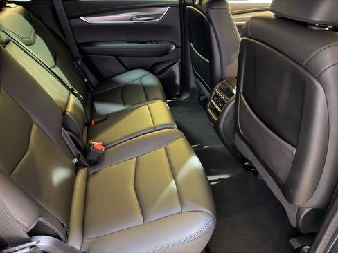 Certified 2023 Cadillac XT5 Luxury FWD image 42