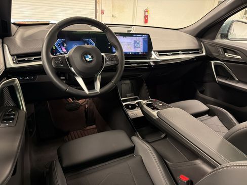 Certified 2025 BMW X2 xDrive28i AWD/4WD image 28