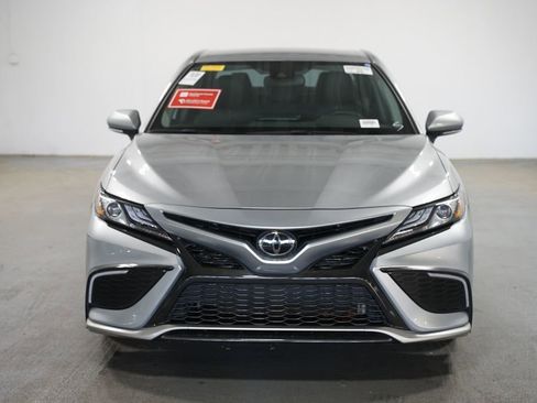 Used 2023 Toyota Camry XSE FWD image 2