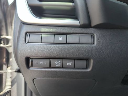 Certified 2026 Nissan Rogue SV FWD image 42