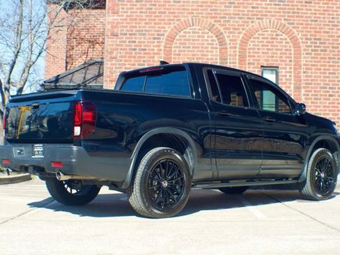 Used 2022 Honda Ridgeline Black Edition image 5
