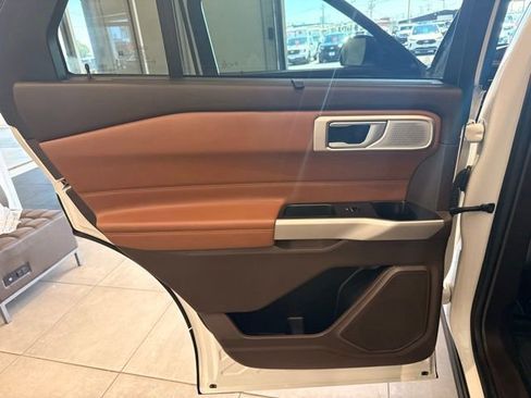 Used 2023 Ford Explorer King Ranch w/ Technology Package AWD/4WD image 20