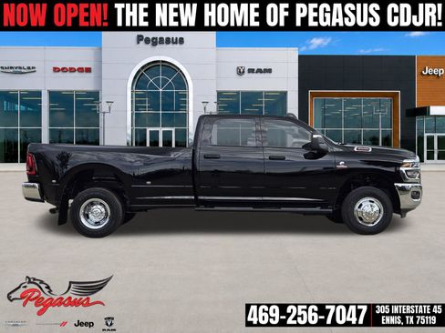 New 2026 RAM 3500 Tradesman AWD/4WD image 6