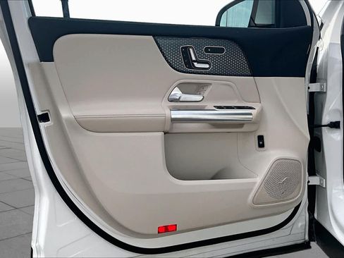 Certified 2026 Mercedes-Benz GLA 250 4MATIC image 22