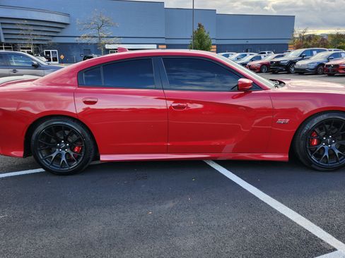 Used 2016 Dodge Charger R/T Scat Pack w/ Beats Audio Group image 14