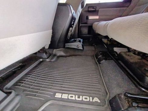 Used 2020 Toyota Sequoia SR5 RWD image 62