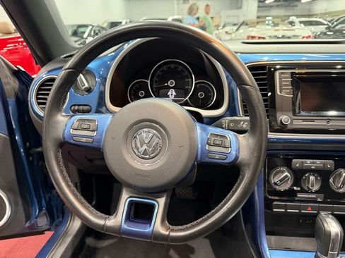 Used 2019 Volkswagen Beetle 2.0T S FWD image 36