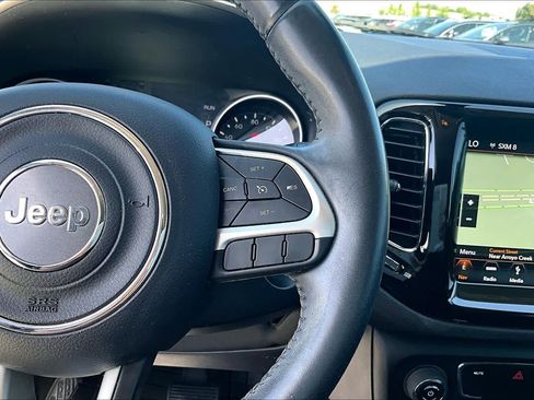 Used 2018 Jeep Compass Latitude w/ Popular Equipment Group FWD image 23