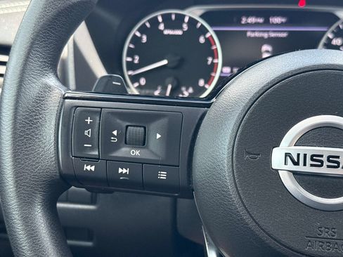 Used 2021 Nissan Rogue SV AWD/4WD image 28