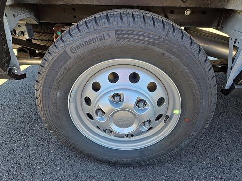 New 2024 Ford Transit 350 148 Medium Roof AWD image 7