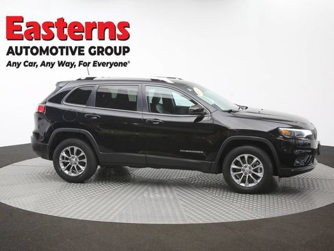 Used 2021 Jeep Cherokee Latitude Plus AWD/4WD image 46