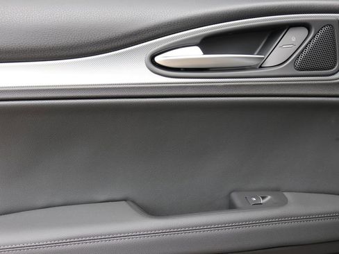 New 2025 Alfa Romeo Stelvio Sprint image 23