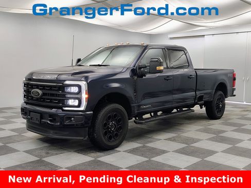 Used 2024 Ford F350 Lariat w/ Lariat Ultimate Package image 1